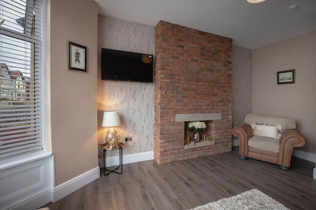 Coral Boutique Apartment 1 ブラックプール エクステリア 写真